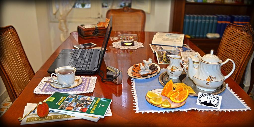 Notte Di Luna Room & Breakfast Oristano Dış mekan fotoğraf