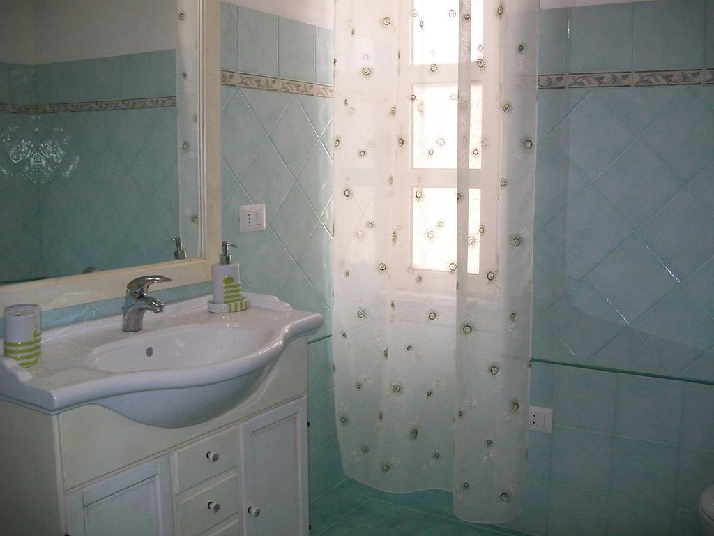 Notte Di Luna Room & Breakfast Oristano Dış mekan fotoğraf